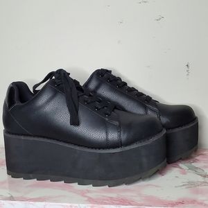 YRU Black Faux Leather Platform Sneakers